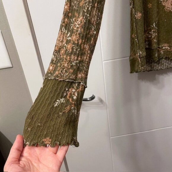 Free People We The Free Clover Floral Long Sleeve Thermal Shirt Size Large Green - Picture 7 of 16